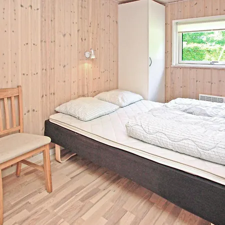 Lovely In With Sauna Hébergement de vacances *