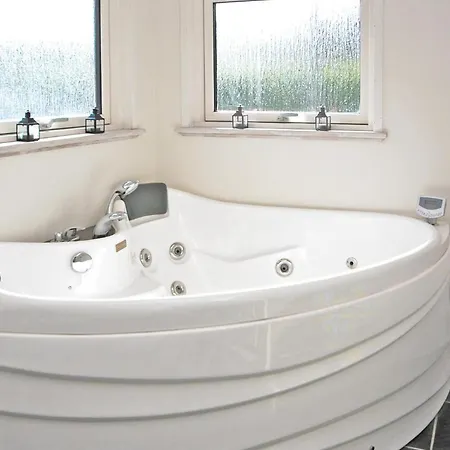 Lovely In With Sauna Holiday home *